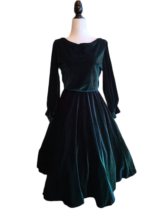 Judy Dress - Green Velvet - Retro Peaches